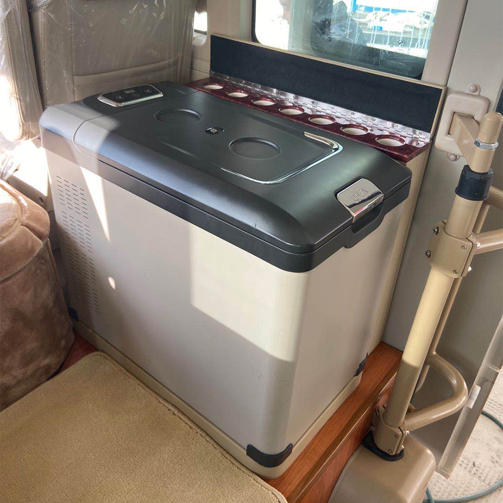 1f2ca00fd6006263822be03b2a4295c-1